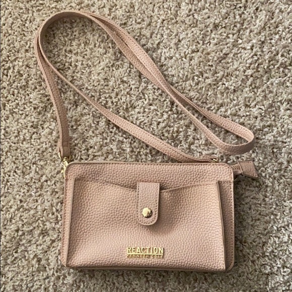 Kenneth Cole crossbody - Picture 2 of 2